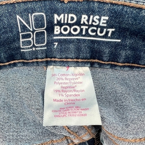 NoBoundaries Mid Rise Boot Cut Jeans Size 7 Women’s - Picture 2 of 4